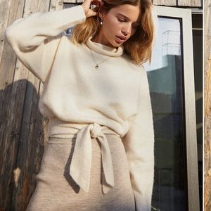 Aritzia Wilfred Lorin Sweater